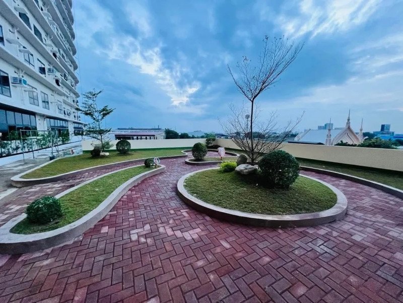 J Tower Residences