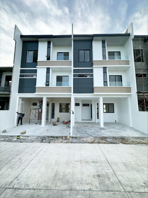 acropolis residences by broker ebeye quijano deliverable unit 2.jpg